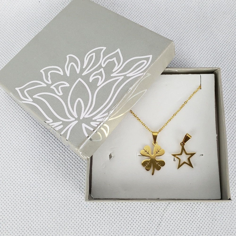 Four Leaf Clover & Star Pendants w/chain New